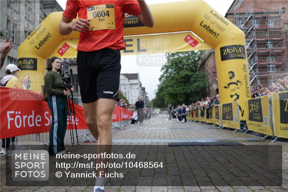 13.09.2026 - Kiel Lauf Yannick Fuchs http://msf.ph/oto/10468564 13.09.2026 10:19:02 Ziel 2539, 6604 meine-sportfotos.de
