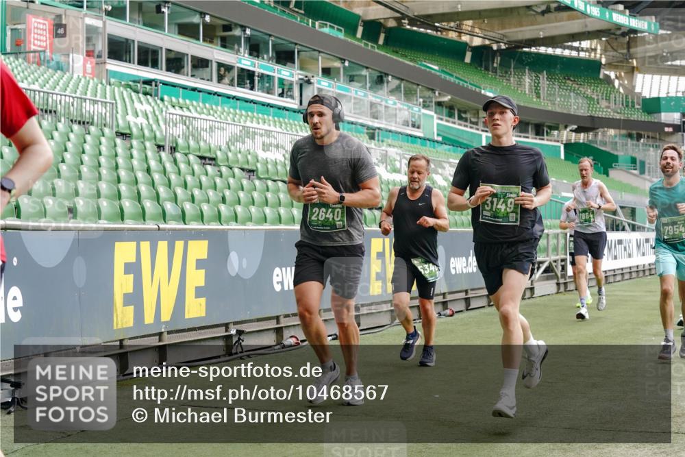 13.09.2026 - 21. swb-Marathon Bremen Michael Burmester http://msf.ph/oto/10468567 13.09.2026 12:57:41 Laufen im Stadion 141, 334, 431, 511, 672, 769, 776, 789, 790, 857, 876, 909, 948, 1010, 1119, 1130, 1191, 1199, 1254, 1281, 1535, 1601, 1642, 1647, 1752, 1809, 1881, 1900, 1931, 1933, 1972, 2001, 2040, 2046, 2051, 2075, 2324, 2343, 2371, 2397, 2402, 2423, 2425, 2473, 2493, 2634, 2640, 2671, 2761, 2771, 2812, 2903, 2904, 3051, 3078, 3138, 3148, 3182, 3186, 3202, 3319, 3338, 3450, 3458, 3514, 3534, 3560, 3634, 3655, 3685, 3690, 3695, 3760, 3813, 3866, 3933, 3939, 4101, 4316, 4319 meine-sportfotos.de