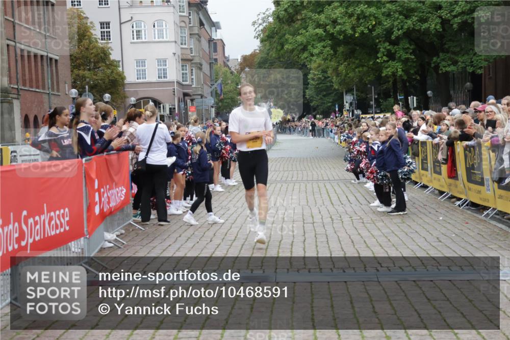 13.09.2026 - Kiel Lauf Yannick Fuchs http://msf.ph/oto/10468591 13.09.2026 10:19:24 Ziel 2539, 2539 meine-sportfotos.de