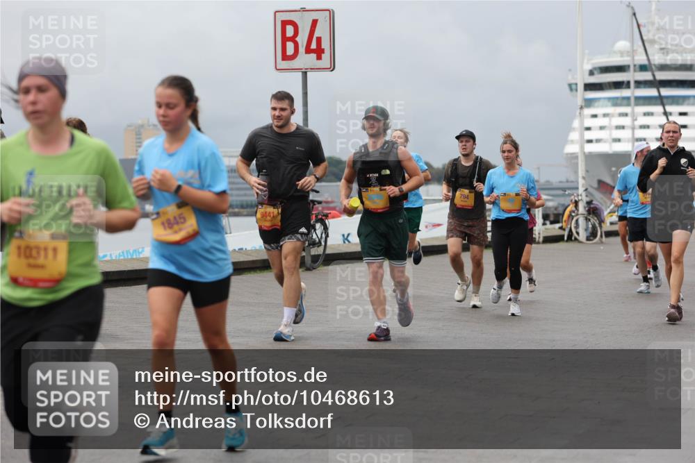 13.09.2026 - Kiel Lauf Andreas Tolksdorf http://msf.ph/oto/10468613 13.09.2026 12:08:48 Kiellinie 4, 10311, 1845, 9441, 794 meine-sportfotos.de