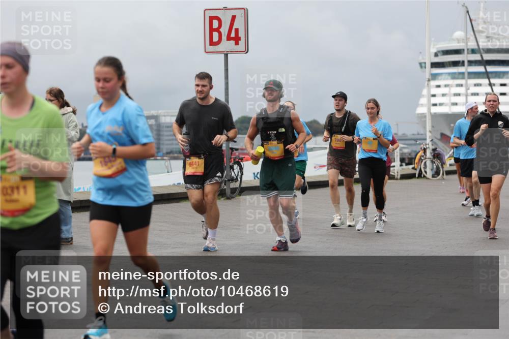 13.09.2026 - Kiel Lauf Andreas Tolksdorf http://msf.ph/oto/10468619 13.09.2026 12:08:48 Kiellinie 4, 9441, 0311, 39, 794 meine-sportfotos.de