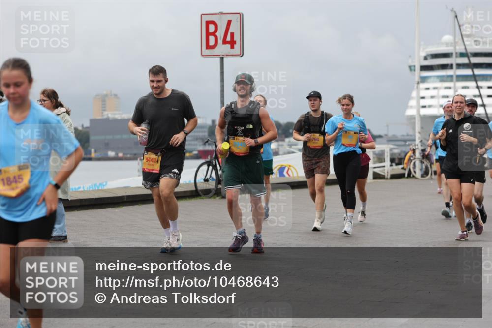 13.09.2026 - Kiel Lauf Andreas Tolksdorf http://msf.ph/oto/10468643 13.09.2026 12:08:49 Kiellinie 1845, 9441, 4, 794 meine-sportfotos.de