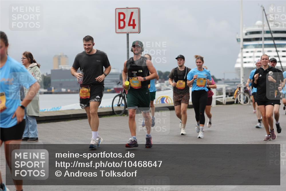 13.09.2026 - Kiel Lauf Andreas Tolksdorf http://msf.ph/oto/10468647 13.09.2026 12:08:49 Kiellinie 9441, 4, 39, 794 meine-sportfotos.de