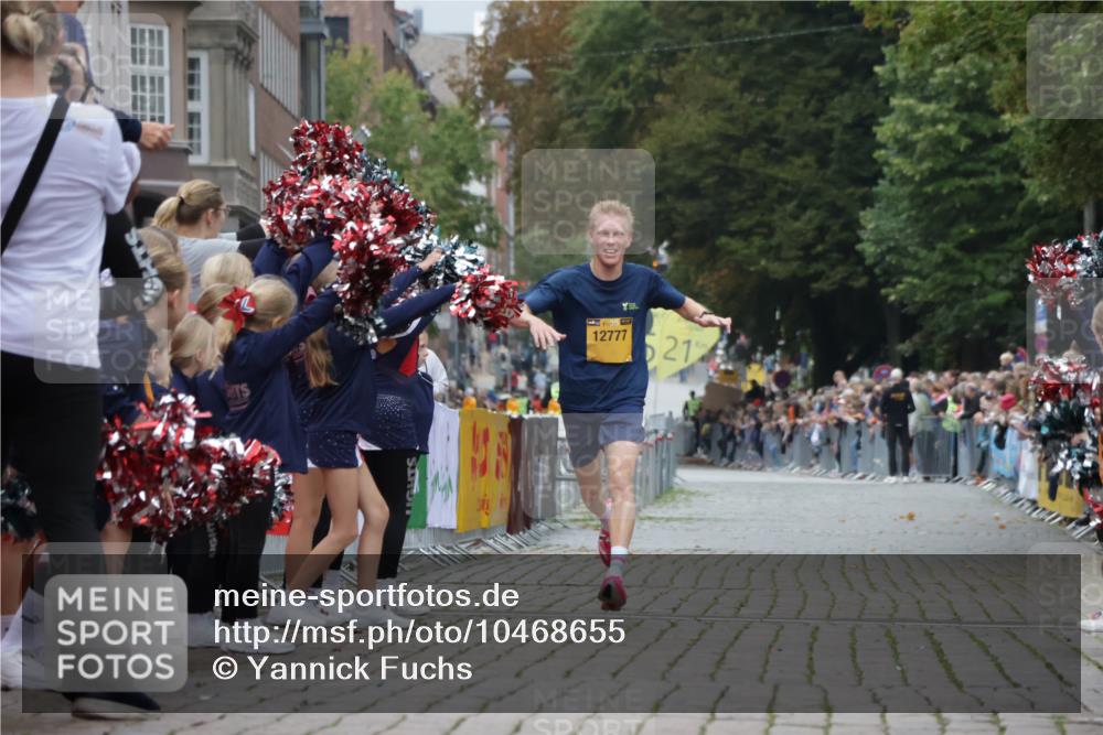 13.09.2026 - Kiel Lauf Yannick Fuchs http://msf.ph/oto/10468655 13.09.2026 10:19:47 Ziel 11615 meine-sportfotos.de