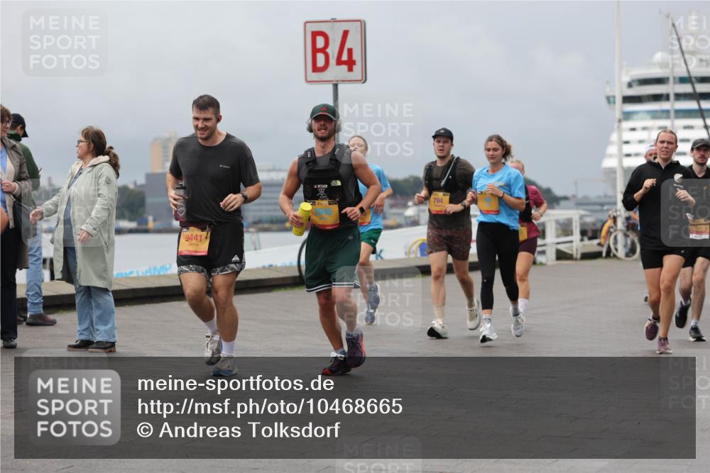 13.09.2026 - Kiel Lauf Andreas Tolksdorf http://msf.ph/oto/10468665 13.09.2026 12:08:49 Kiellinie 9441, 4, 794 meine-sportfotos.de