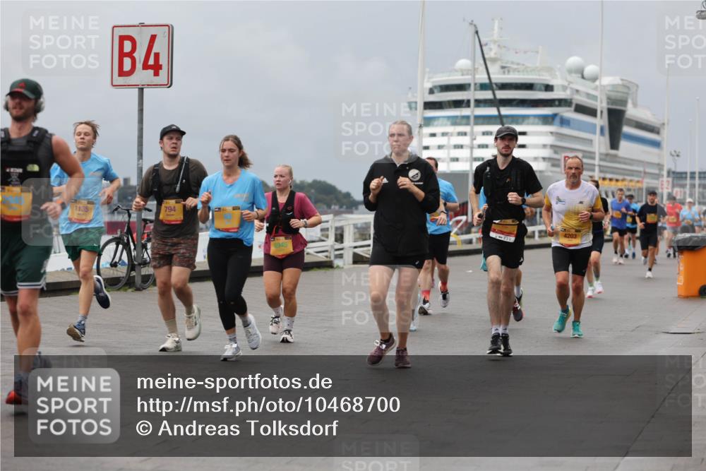 13.09.2026 - Kiel Lauf Andreas Tolksdorf http://msf.ph/oto/10468700 13.09.2026 12:08:50 Kiellinie 1135, 4, 794, 8945, 4203 meine-sportfotos.de