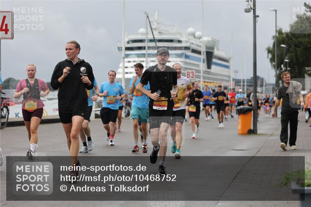 13.09.2026 - Kiel Lauf Andreas Tolksdorf http://msf.ph/oto/10468752 13.09.2026 12:08:51 Kiellinie 4, 8945, 3 meine-sportfotos.de