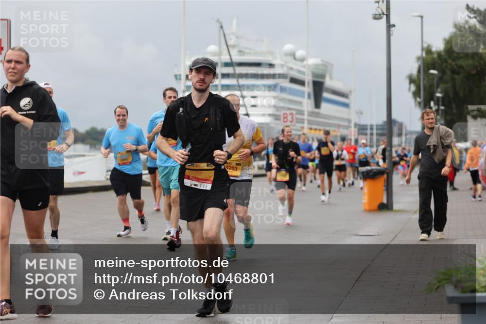 13.09.2026 - Kiel Lauf Andreas Tolksdorf http://msf.ph/oto/10468801 13.09.2026 12:08:52 Kiellinie 38, 4203, 3 meine-sportfotos.de