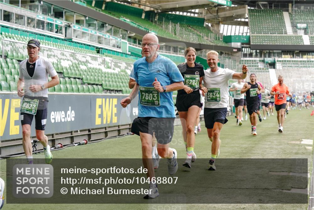 13.09.2026 - 21. swb-Marathon Bremen Michael Burmester http://msf.ph/oto/10468807 13.09.2026 12:57:46 Laufen im Stadion 141, 148, 334, 431, 511, 672, 769, 776, 789, 790, 857, 876, 909, 948, 1010, 1119, 1130, 1191, 1199, 1254, 1281, 1535, 1601, 1642, 1647, 1752, 1809, 1881, 1900, 1931, 1933, 1972, 2001, 2040, 2046, 2051, 2075, 2324, 2343, 2371, 2397, 2402, 2423, 2425, 2473, 2493, 2634, 2640, 2671, 2761, 2771, 2812, 2903, 2904, 3051, 3078, 3138, 3148, 3182, 3186, 3319, 3338, 3450, 3458, 3514, 3534, 3560, 3634, 3655, 3685, 3690, 3695, 3760, 3813, 3866, 3933, 3939, 4101, 4316, 4319 meine-sportfotos.de