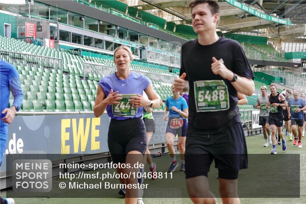 13.09.2026 - 21. swb-Marathon Bremen Michael Burmester http://msf.ph/oto/10468811 13.09.2026 13:13:54 Laufen im Stadion 183, 270, 278, 349, 460, 514, 576, 600, 631, 695, 702, 768, 933, 950, 956, 1005, 1008, 1143, 1286, 1334, 1392, 1408, 1426, 1573, 1596, 1641, 1818, 1819, 1991, 2005, 2024, 2035, 2079, 2233, 2264, 2314, 2387, 2412, 2439, 2457, 2461, 2478, 2505, 2521, 2540, 2564, 2612, 2665, 2684, 2693, 2765, 2773, 2792, 2815, 2816, 2829, 2838, 2860, 2884, 2887, 2895, 2921, 2963, 2966, 2972, 2975, 2978, 3016, 3111, 3209, 3253, 3277, 3293, 3304, 3313, 3378, 3405, 3428, 3434, 3653, 3661, 4080 meine-sportfotos.de