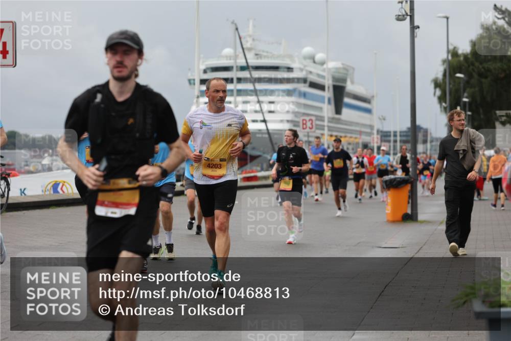 13.09.2026 - Kiel Lauf Andreas Tolksdorf http://msf.ph/oto/10468813 13.09.2026 12:08:53 Kiellinie 4203, 31 meine-sportfotos.de