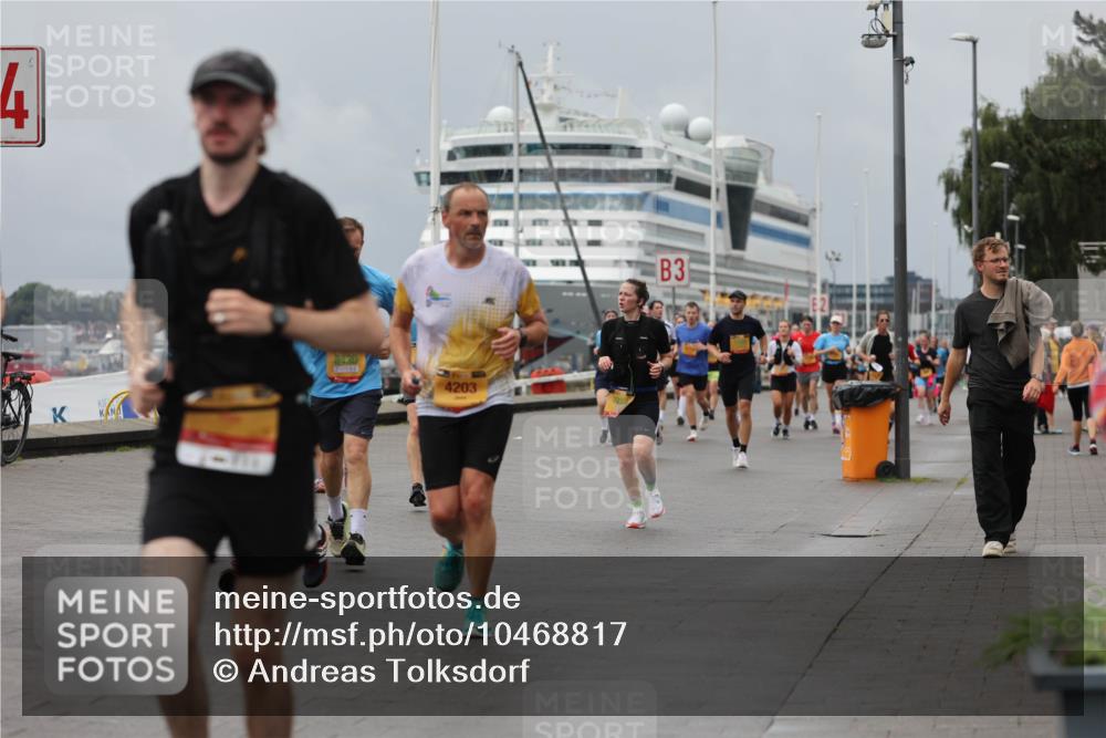 13.09.2026 - Kiel Lauf Andreas Tolksdorf http://msf.ph/oto/10468817 13.09.2026 12:08:53 Kiellinie 4, 8430, 4203, 3 meine-sportfotos.de