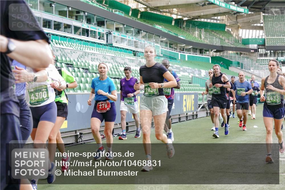 13.09.2026 - 21. swb-Marathon Bremen Michael Burmester http://msf.ph/oto/10468831 13.09.2026 13:13:55 Laufen im Stadion 183, 270, 278, 349, 460, 514, 576, 600, 631, 695, 702, 768, 933, 950, 956, 1005, 1008, 1143, 1286, 1392, 1408, 1426, 1573, 1596, 1641, 1818, 1819, 1991, 2005, 2024, 2035, 2079, 2233, 2264, 2314, 2387, 2412, 2439, 2457, 2461, 2478, 2505, 2521, 2540, 2564, 2612, 2665, 2684, 2693, 2765, 2773, 2792, 2815, 2816, 2829, 2838, 2860, 2884, 2887, 2895, 2921, 2963, 2966, 2972, 2975, 2978, 3016, 3111, 3209, 3253, 3277, 3293, 3304, 3313, 3378, 3405, 3428, 3434, 3653, 3661, 4080 meine-sportfotos.de