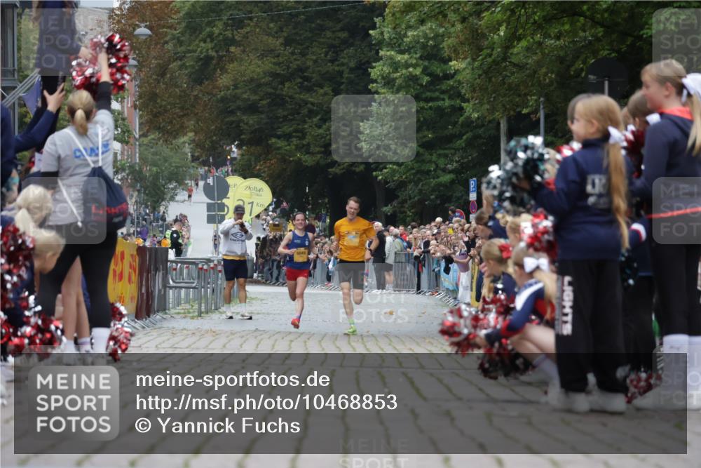 13.09.2026 - Kiel Lauf Yannick Fuchs http://msf.ph/oto/10468853 13.09.2026 10:20:53 Ziel 6049, 6584, 12149 meine-sportfotos.de
