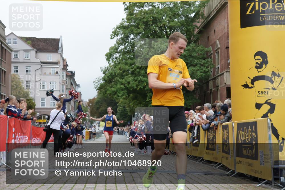 13.09.2026 - Kiel Lauf Yannick Fuchs http://msf.ph/oto/10468920 13.09.2026 10:21:02 Ziel 12149, 6049, 6049, 6584 meine-sportfotos.de