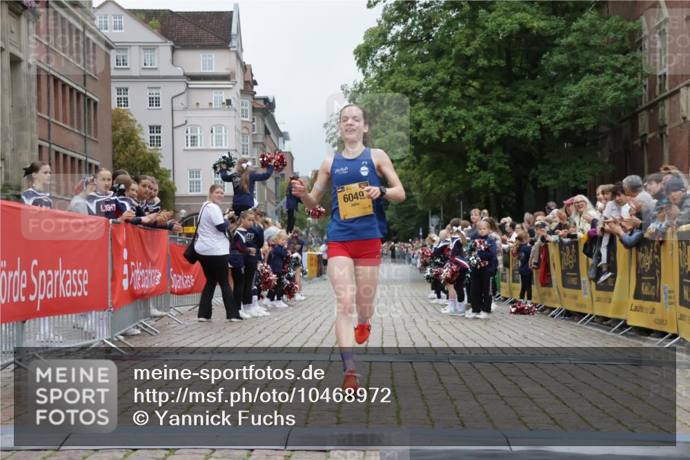 13.09.2026 - Kiel Lauf Yannick Fuchs http://msf.ph/oto/10468972 13.09.2026 10:21:04 Ziel 12149, 6049, 6049, 6584 meine-sportfotos.de