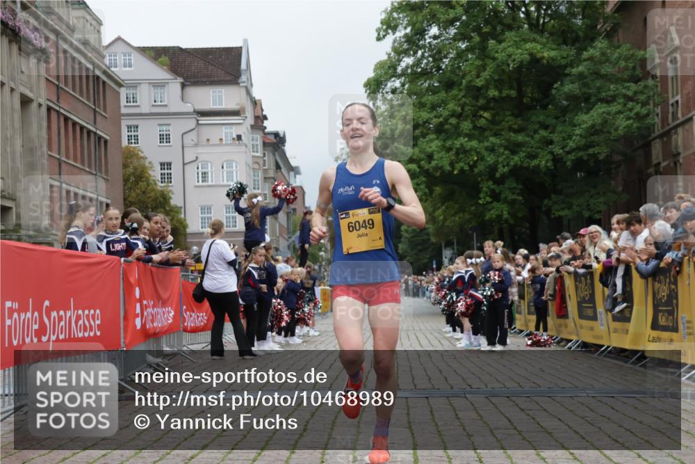 13.09.2026 - Kiel Lauf Yannick Fuchs http://msf.ph/oto/10468989 13.09.2026 10:21:04 Ziel 12149, 6049, 6049, 6584 meine-sportfotos.de