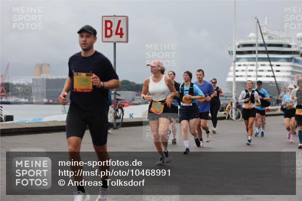 13.09.2026 - Kiel Lauf Andreas Tolksdorf http://msf.ph/oto/10468991 13.09.2026 12:09:03 Kiellinie 1399, 4, 95, 7115 meine-sportfotos.de