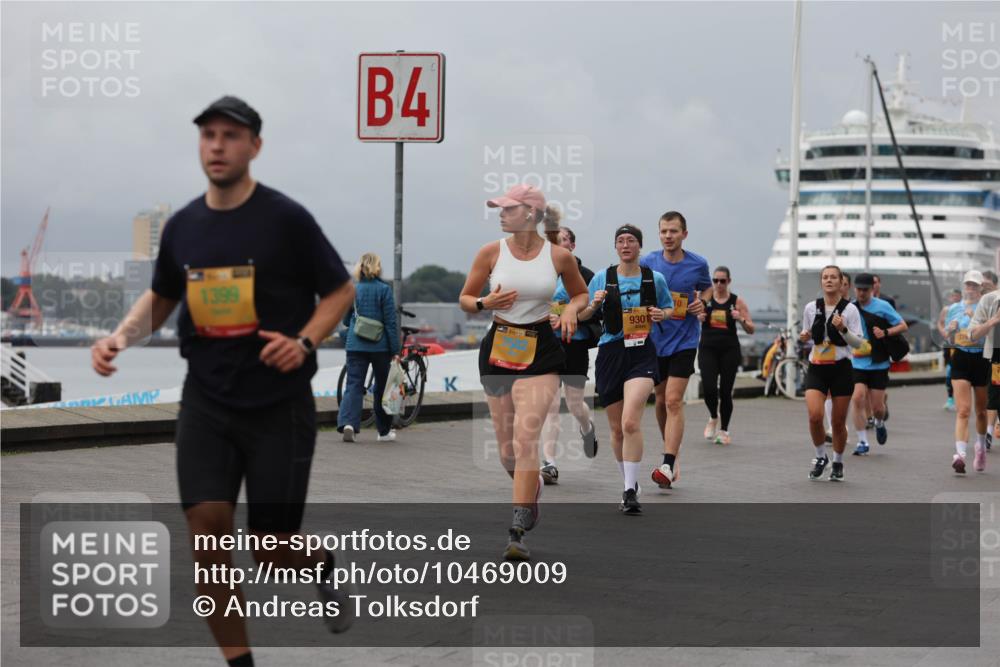 13.09.2026 - Kiel Lauf Andreas Tolksdorf http://msf.ph/oto/10469009 13.09.2026 12:09:03 Kiellinie 1399, 4, 39, 9301, 779 meine-sportfotos.de
