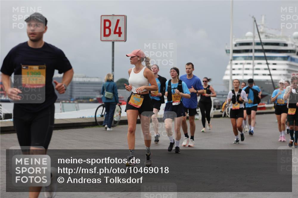 13.09.2026 - Kiel Lauf Andreas Tolksdorf http://msf.ph/oto/10469018 13.09.2026 12:09:04 Kiellinie 1399, 4, 9301, 7793, 7115 meine-sportfotos.de