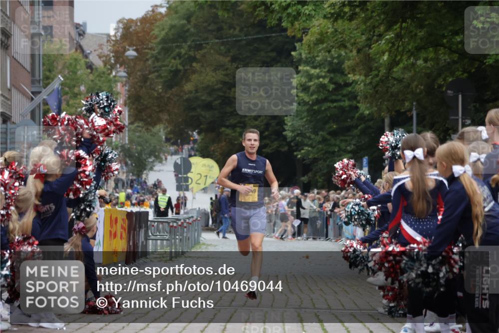 13.09.2026 - Kiel Lauf Yannick Fuchs http://msf.ph/oto/10469044 13.09.2026 10:21:37 Ziel 3788, 12149, 9681, 12148 meine-sportfotos.de