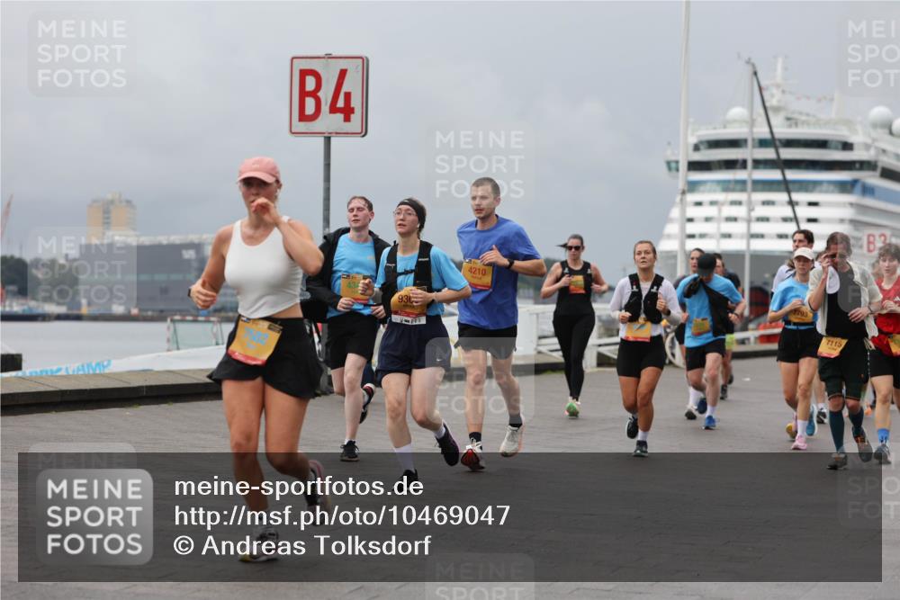 13.09.2026 - Kiel Lauf Andreas Tolksdorf http://msf.ph/oto/10469047 13.09.2026 12:09:05 Kiellinie 4, 930, 4210, 7793, 7115, 3 meine-sportfotos.de