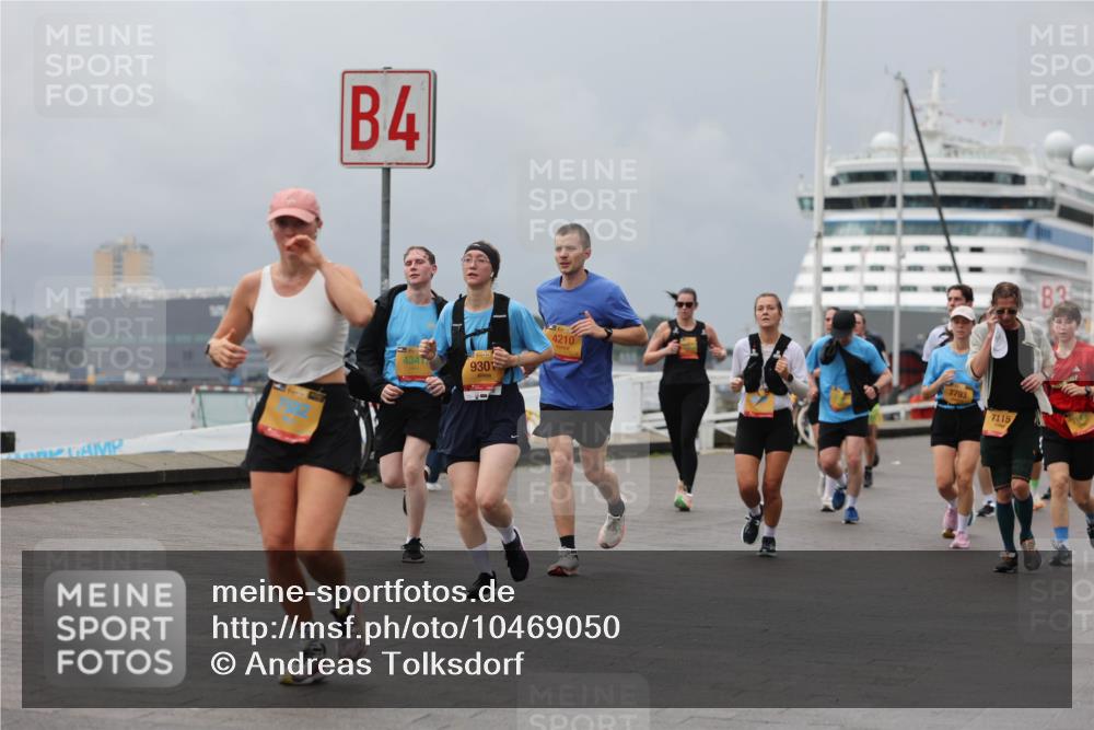 13.09.2026 - Kiel Lauf Andreas Tolksdorf http://msf.ph/oto/10469050 13.09.2026 12:09:05 Kiellinie 4, 930, 4210, 838, 7793, 7115, 3 meine-sportfotos.de