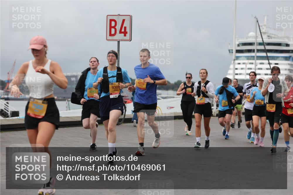 13.09.2026 - Kiel Lauf Andreas Tolksdorf http://msf.ph/oto/10469061 13.09.2026 12:09:05 Kiellinie 4341, 4, 1, 39, 9301, 4210, 7793, 7115 meine-sportfotos.de