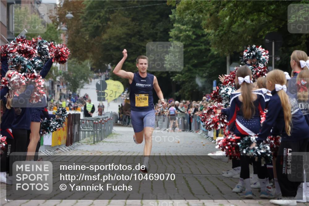 13.09.2026 - Kiel Lauf Yannick Fuchs http://msf.ph/oto/10469070 13.09.2026 10:21:38 Ziel 3788, 12149, 9681, 12148 meine-sportfotos.de