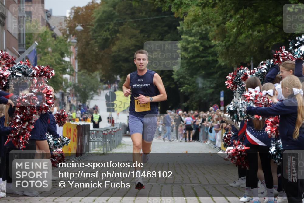 13.09.2026 - Kiel Lauf Yannick Fuchs http://msf.ph/oto/10469102 13.09.2026 10:21:39 Ziel 3788, 12149, 9681, 12148, 12149 meine-sportfotos.de