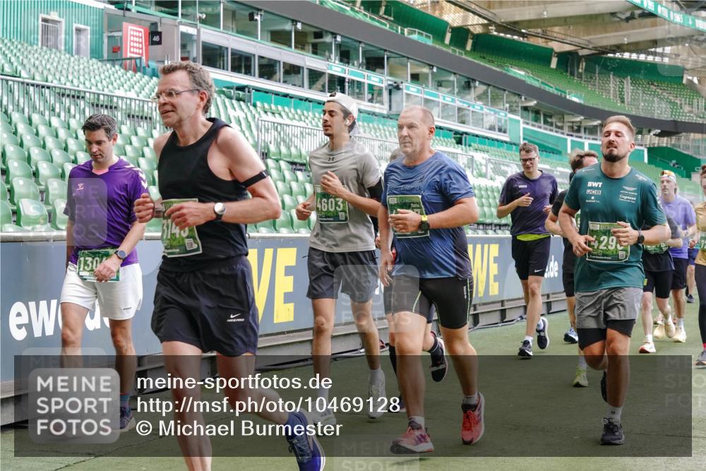 13.09.2026 - 21. swb-Marathon Bremen Michael Burmester http://msf.ph/oto/10469128 13.09.2026 13:13:58 Laufen im Stadion 183, 270, 278, 349, 460, 514, 576, 600, 631, 695, 702, 768, 933, 950, 956, 1005, 1008, 1143, 1286, 1392, 1408, 1426, 1573, 1596, 1641, 1818, 1819, 1991, 2005, 2024, 2035, 2079, 2233, 2264, 2314, 2387, 2412, 2439, 2457, 2461, 2478, 2494, 2505, 2521, 2540, 2564, 2612, 2665, 2684, 2693, 2765, 2773, 2792, 2816, 2829, 2838, 2860, 2884, 2887, 2895, 2921, 2963, 2972, 2975, 2978, 3016, 3111, 3209, 3253, 3277, 3293, 3304, 3313, 3378, 3405, 3428, 3434, 3653, 3661, 4080 meine-sportfotos.de
