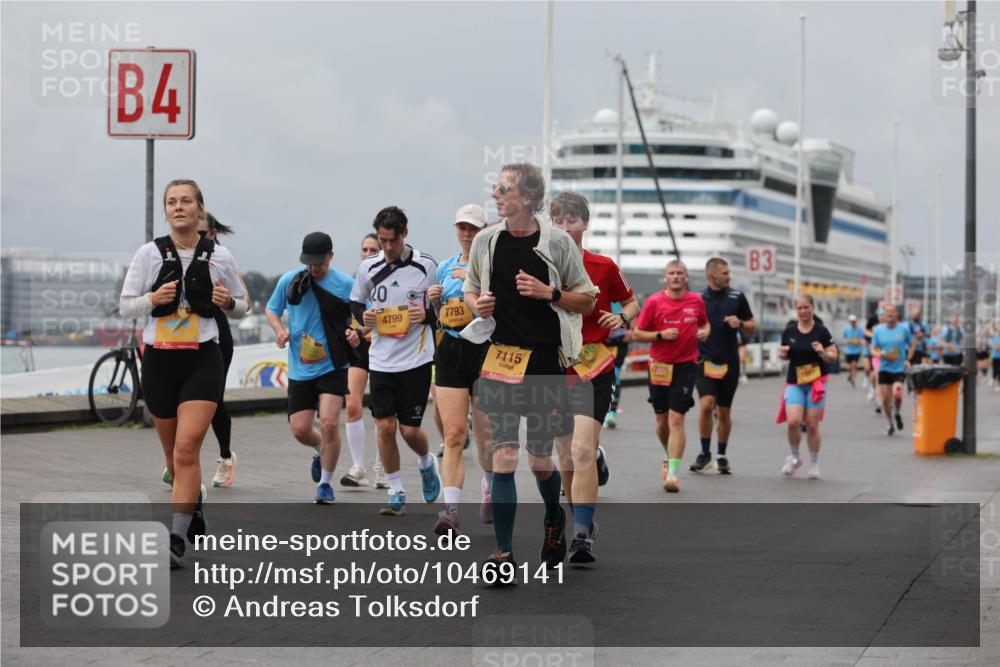 13.09.2026 - Kiel Lauf Andreas Tolksdorf http://msf.ph/oto/10469141 13.09.2026 12:09:08 Kiellinie 4, 0, 4799, 7793, 7115, 2231, 3 meine-sportfotos.de