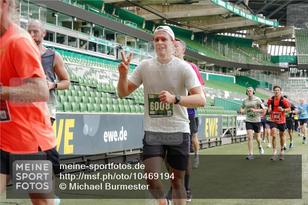 13.09.2026 - 21. swb-Marathon Bremen Michael Burmester http://msf.ph/oto/10469194 13.09.2026 12:57:52 Laufen im Stadion 141, 148, 334, 431, 511, 672, 769, 776, 789, 790, 857, 909, 1010, 1119, 1130, 1191, 1199, 1254, 1281, 1535, 1601, 1642, 1647, 1752, 1809, 1881, 1900, 1931, 1933, 1972, 2046, 2051, 2075, 2324, 2343, 2371, 2397, 2402, 2423, 2425, 2473, 2493, 2634, 2640, 2671, 2761, 2771, 2807, 2903, 2904, 3051, 3078, 3138, 3148, 3182, 3186, 3319, 3338, 3450, 3458, 3514, 3534, 3560, 3634, 3655, 3685, 3690, 3695, 3760, 3813, 3866, 3933, 3939, 4101, 4316, 4319, 205 meine-sportfotos.de