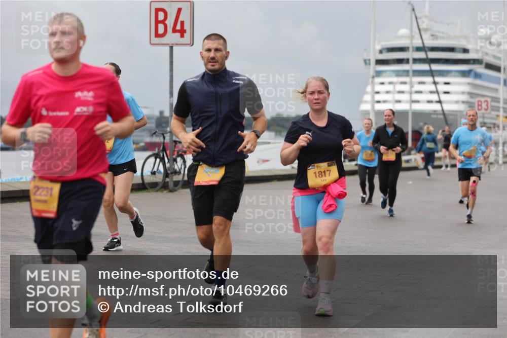 13.09.2026 - Kiel Lauf Andreas Tolksdorf http://msf.ph/oto/10469266 13.09.2026 12:09:15 Kiellinie 2231, 4, 38, 1817, 3 meine-sportfotos.de