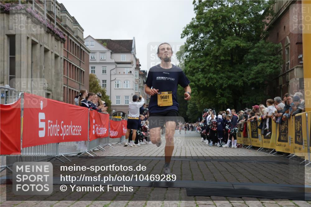 13.09.2026 - Kiel Lauf Yannick Fuchs http://msf.ph/oto/10469289 13.09.2026 10:22:24 Ziel 4621, 8240, 1987, 3732, 8708, 9681, 12148, 151, 5603, 9681 meine-sportfotos.de