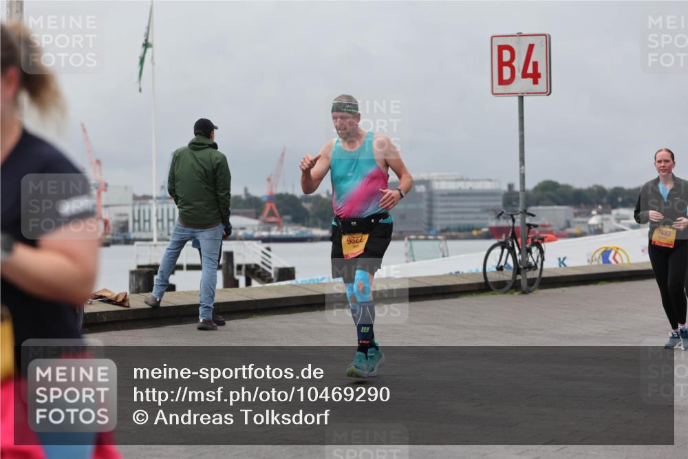 13.09.2026 - Kiel Lauf Andreas Tolksdorf http://msf.ph/oto/10469290 13.09.2026 12:09:17 Kiellinie 9822, 4, 7433 meine-sportfotos.de