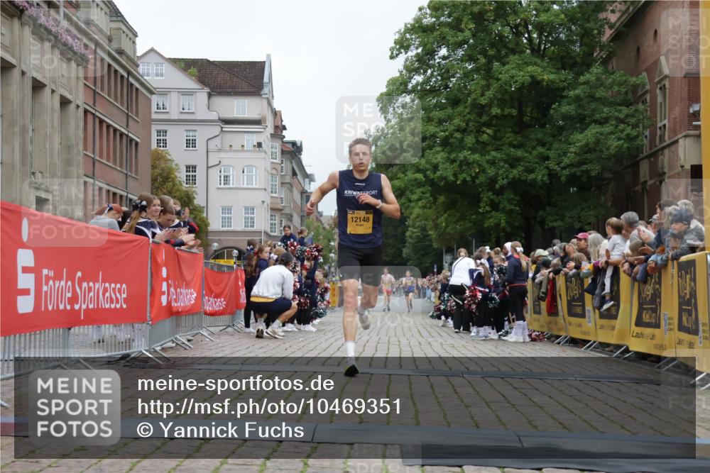 13.09.2026 - Kiel Lauf Yannick Fuchs http://msf.ph/oto/10469351 13.09.2026 10:22:28 Ziel 8240, 1987, 3732, 4621, 8708, 12148, 151, 5603, 9681, 12148 meine-sportfotos.de