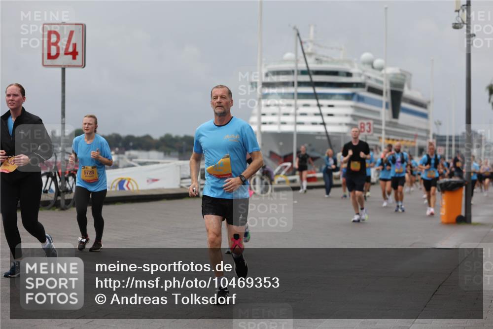 13.09.2026 - Kiel Lauf Andreas Tolksdorf http://msf.ph/oto/10469353 13.09.2026 12:09:20 Kiellinie 4, 5728, 83 meine-sportfotos.de