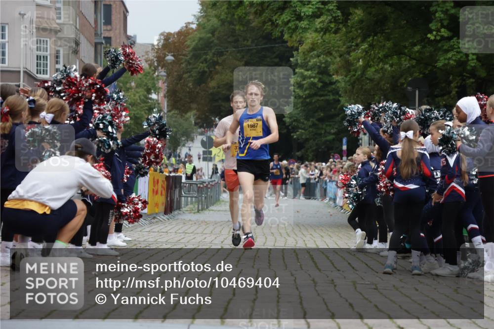 13.09.2026 - Kiel Lauf Yannick Fuchs http://msf.ph/oto/10469404 13.09.2026 10:22:33 Ziel 151, 8240, 1987, 3732, 4621, 8708, 5326, 5603, 12148 meine-sportfotos.de