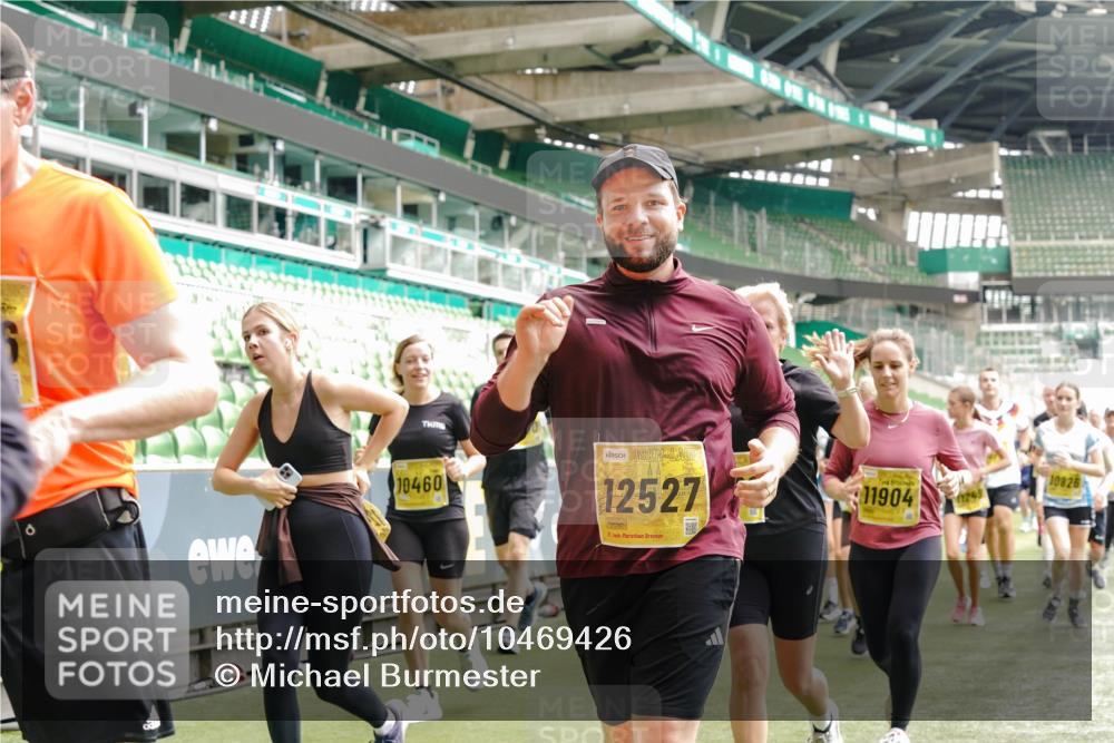 13.09.2026 - 21. swb-Marathon Bremen Michael Burmester http://msf.ph/oto/10469426 13.09.2026 10:36:17 Laufen im Stadion 10092, 10093, 10144, 10152, 10153, 10154, 10157, 10160, 10173, 10175, 10181, 10182, 10185, 10186, 10187, 10195, 10198, 10237, 10245, 10251, 10257, 10263, 10272, 10275, 10278, 10291, 10296, 10306, 10309, 10327, 10331, 10332, 10338, 10357, 10377, 10382, 10390, 10403, 10409, 10411, 10420, 10427, 10429, 10439, 10473, 10477, 10481, 10492, 10497, 10500, 10528, 10531, 10560, 10569, 10607, 10613, 10617, 10633, 10636, 10647, 10648, 10659, 10671, 10672, 10677, 10715 meine-sportfotos.de