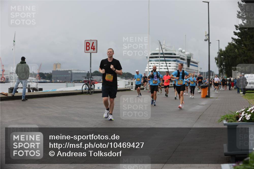 13.09.2026 - Kiel Lauf Andreas Tolksdorf http://msf.ph/oto/10469427 13.09.2026 12:09:28 Kiellinie 4, 7161 meine-sportfotos.de