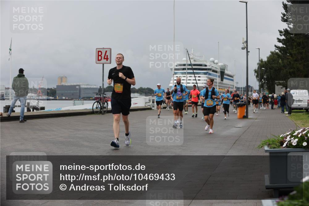 13.09.2026 - Kiel Lauf Andreas Tolksdorf http://msf.ph/oto/10469433 13.09.2026 12:09:28 Kiellinie 4, 7161 meine-sportfotos.de