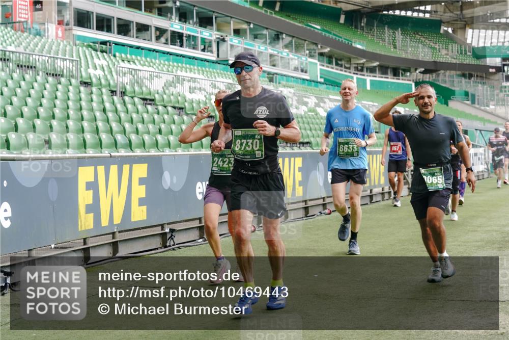 13.09.2026 - 21. swb-Marathon Bremen Michael Burmester http://msf.ph/oto/10469443 13.09.2026 12:57:57 Laufen im Stadion 141, 148, 334, 431, 511, 672, 769, 776, 789, 790, 857, 909, 1010, 1119, 1130, 1191, 1199, 1254, 1281, 1535, 1601, 1642, 1647, 1752, 1809, 1881, 1900, 1931, 1933, 2046, 2051, 2075, 2324, 2343, 2371, 2397, 2402, 2423, 2425, 2473, 2493, 2634, 2640, 2671, 2761, 2771, 2807, 2903, 2904, 3051, 3078, 3120, 3138, 3148, 3182, 3186, 3319, 3338, 3435, 3450, 3458, 3514, 3534, 3560, 3634, 3655, 3685, 3690, 3695, 3760, 3813, 3866, 3933, 3939, 4101, 4316, 4319, 205 meine-sportfotos.de
