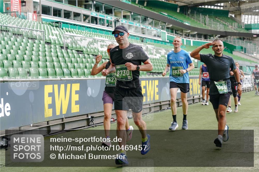 13.09.2026 - 21. swb-Marathon Bremen Michael Burmester http://msf.ph/oto/10469457 13.09.2026 12:57:57 Laufen im Stadion 141, 148, 334, 431, 511, 672, 769, 776, 789, 790, 857, 909, 1010, 1119, 1130, 1191, 1199, 1254, 1281, 1535, 1601, 1642, 1647, 1752, 1809, 1881, 1900, 1931, 1933, 2046, 2051, 2075, 2324, 2343, 2371, 2397, 2402, 2423, 2425, 2473, 2493, 2634, 2640, 2671, 2761, 2771, 2807, 2903, 2904, 3051, 3078, 3120, 3138, 3148, 3182, 3186, 3319, 3338, 3435, 3450, 3458, 3514, 3534, 3560, 3634, 3655, 3685, 3690, 3695, 3760, 3813, 3866, 3933, 3939, 4101, 4316, 4319, 205 meine-sportfotos.de