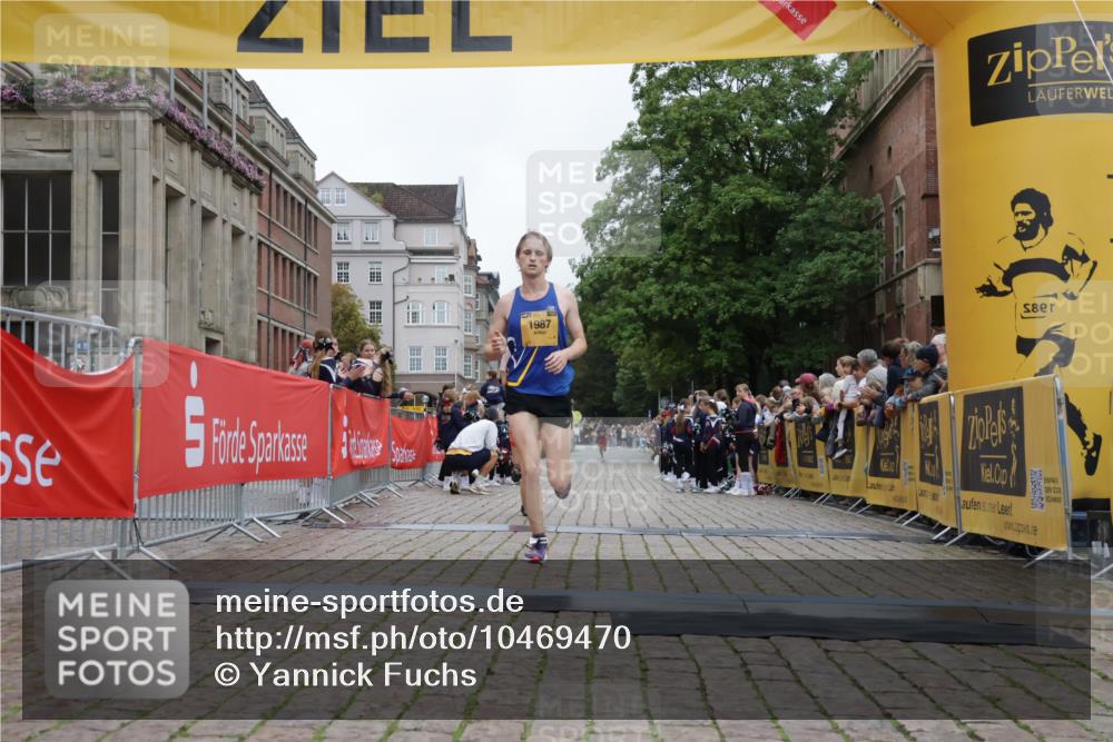 13.09.2026 - Kiel Lauf Yannick Fuchs http://msf.ph/oto/10469470 13.09.2026 10:22:37 Ziel 151, 5603, 8240, 1987, 3732, 4621, 8240, 8708, 5326, 1987, 3732 meine-sportfotos.de