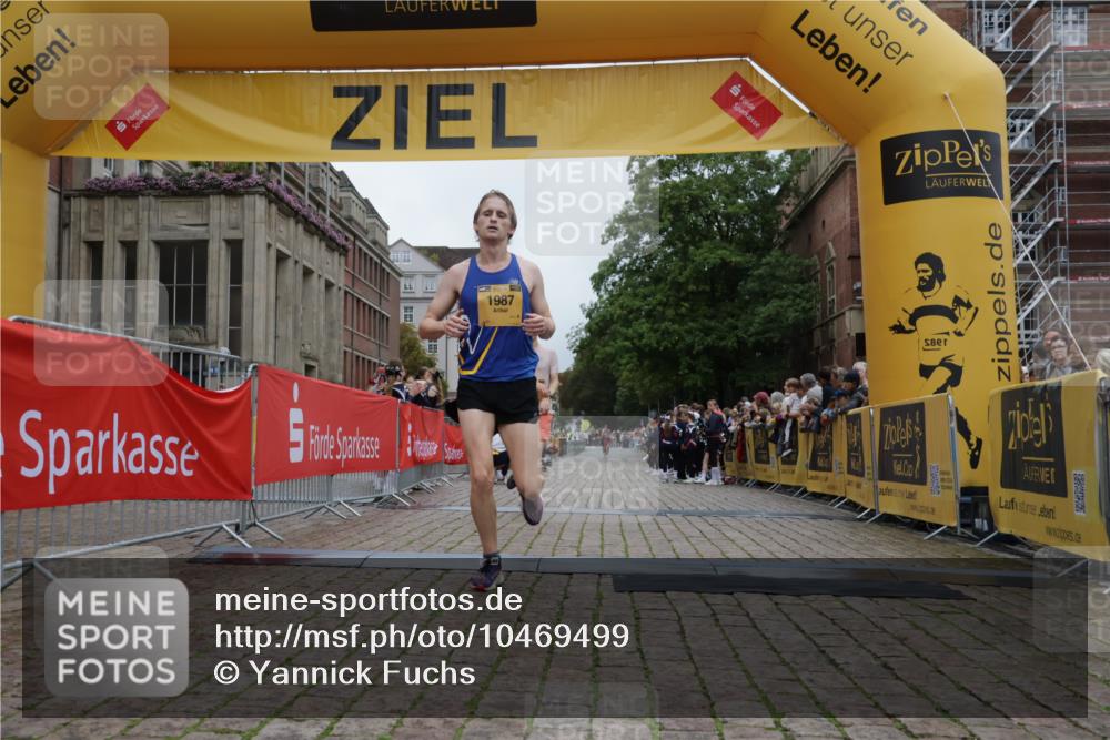 13.09.2026 - Kiel Lauf Yannick Fuchs http://msf.ph/oto/10469499 13.09.2026 10:22:38 Ziel 151, 5603, 3732, 4621, 8240, 8708, 5326, 1987, 3732 meine-sportfotos.de
