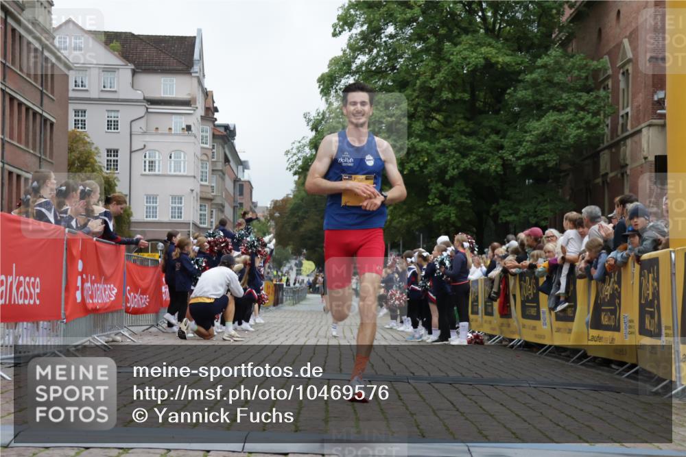 13.09.2026 - Kiel Lauf Yannick Fuchs http://msf.ph/oto/10469576 13.09.2026 10:22:48 Ziel 5326, 5603, 151, 4621, 8240, 8708, 9678, 4621, 8708 meine-sportfotos.de