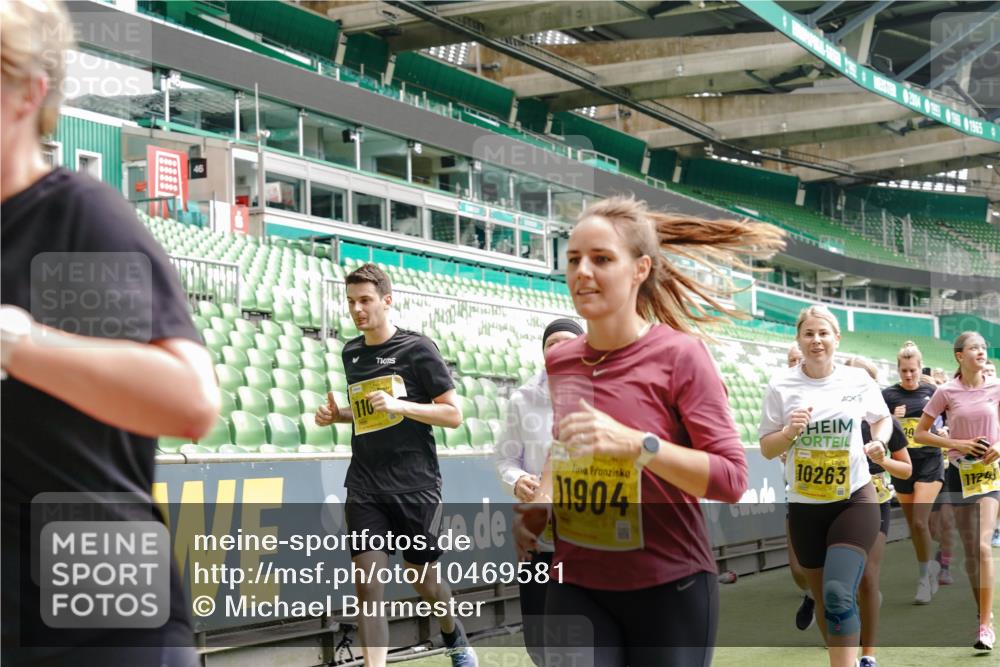13.09.2026 - 21. swb-Marathon Bremen Michael Burmester http://msf.ph/oto/10469581 13.09.2026 10:36:18 Laufen im Stadion 10092, 10093, 10144, 10152, 10153, 10154, 10157, 10160, 10173, 10175, 10181, 10182, 10185, 10186, 10187, 10195, 10198, 10237, 10245, 10251, 10257, 10263, 10272, 10275, 10278, 10291, 10296, 10306, 10309, 10327, 10331, 10332, 10338, 10357, 10377, 10382, 10390, 10403, 10409, 10411, 10420, 10427, 10429, 10439, 10473, 10477, 10481, 10492, 10497, 10500, 10528, 10531, 10560, 10569, 10607, 10613, 10617, 10633, 10636, 10647, 10648, 10659, 10671, 10672, 10677, 10715 meine-sportfotos.de