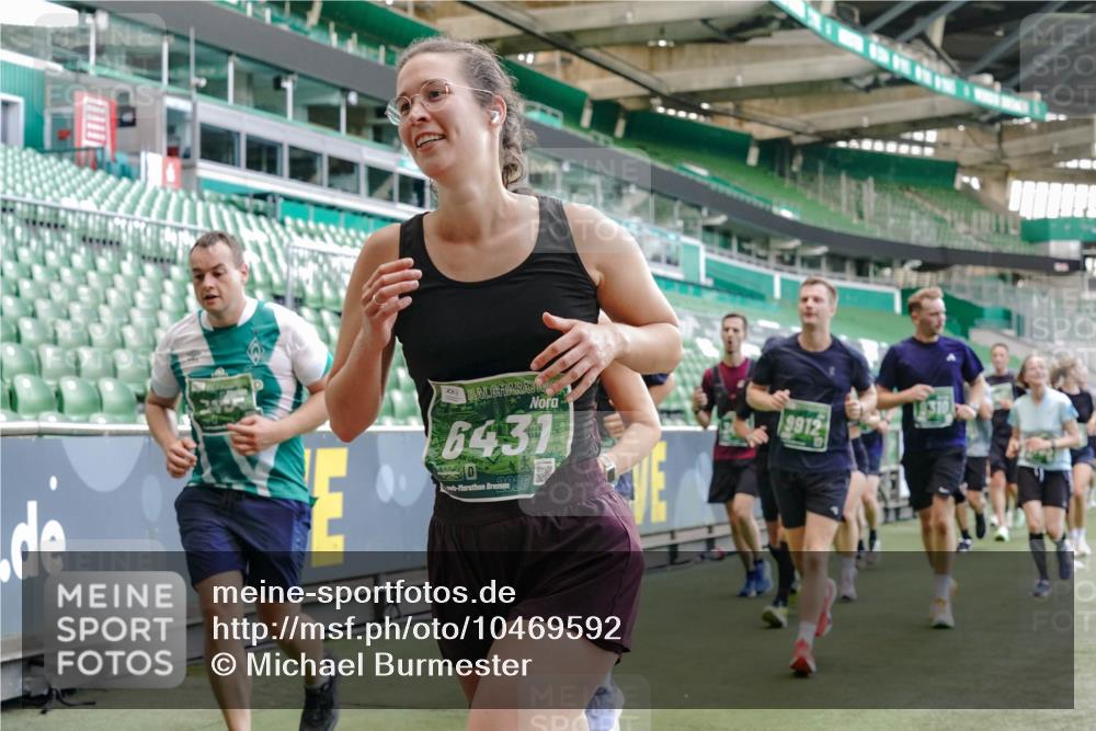 13.09.2026 - 21. swb-Marathon Bremen Michael Burmester http://msf.ph/oto/10469592 13.09.2026 13:14:05 Laufen im Stadion 183, 270, 278, 349, 414, 460, 576, 600, 631, 695, 702, 768, 933, 950, 956, 1005, 1008, 1143, 1392, 1408, 1426, 1573, 1596, 1641, 1818, 1819, 1991, 2005, 2024, 2035, 2079, 2233, 2264, 2314, 2387, 2412, 2439, 2457, 2461, 2478, 2494, 2521, 2540, 2564, 2612, 2665, 2684, 2693, 2737, 2773, 2792, 2816, 2829, 2838, 2860, 2861, 2865, 2884, 2887, 2921, 2972, 2975, 2978, 3016, 3111, 3209, 3253, 3277, 3293, 3304, 3313, 3378, 3405, 3428, 3434, 3653, 3661, 3680, 4034, 4080 meine-sportfotos.de
