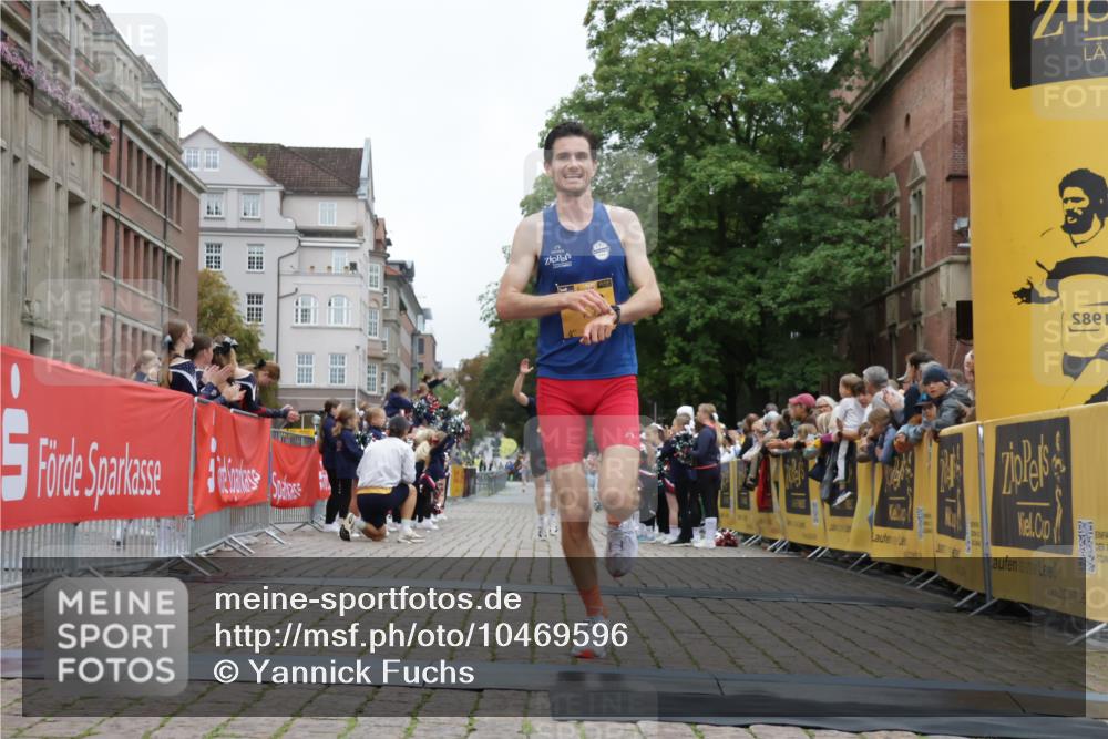 13.09.2026 - Kiel Lauf Yannick Fuchs http://msf.ph/oto/10469596 13.09.2026 10:22:48 Ziel 5326, 5603, 151, 4621, 8240, 8708, 9678, 4621, 8708 meine-sportfotos.de